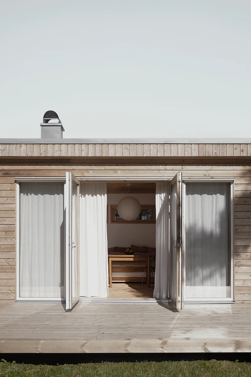 Compact home 38 sqm windows and open doors